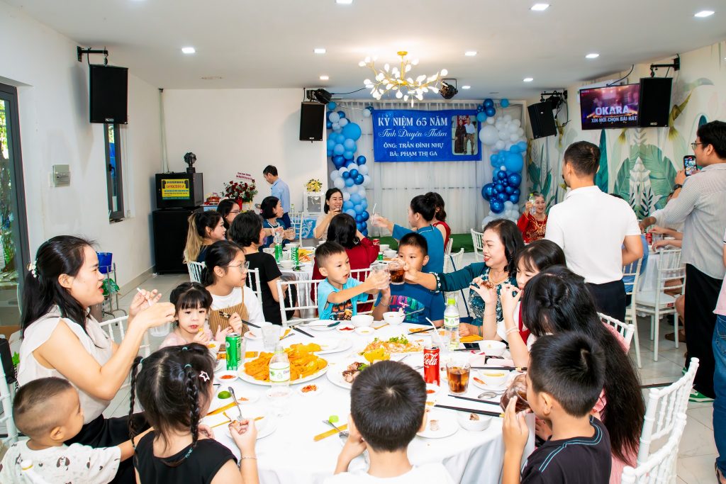 tiec phong vip9 tiec phong vip9