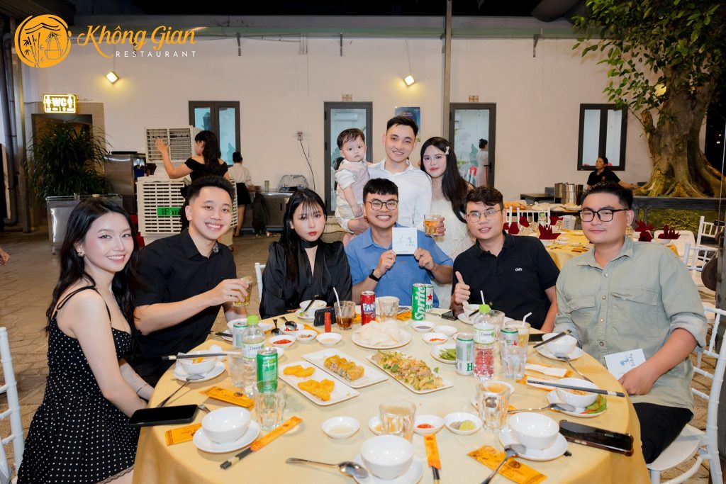 tiec thoi noi 36