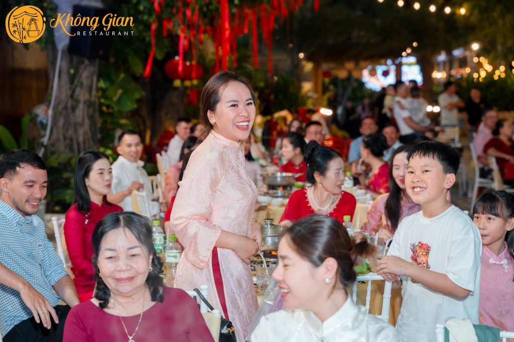 tat nien view song3