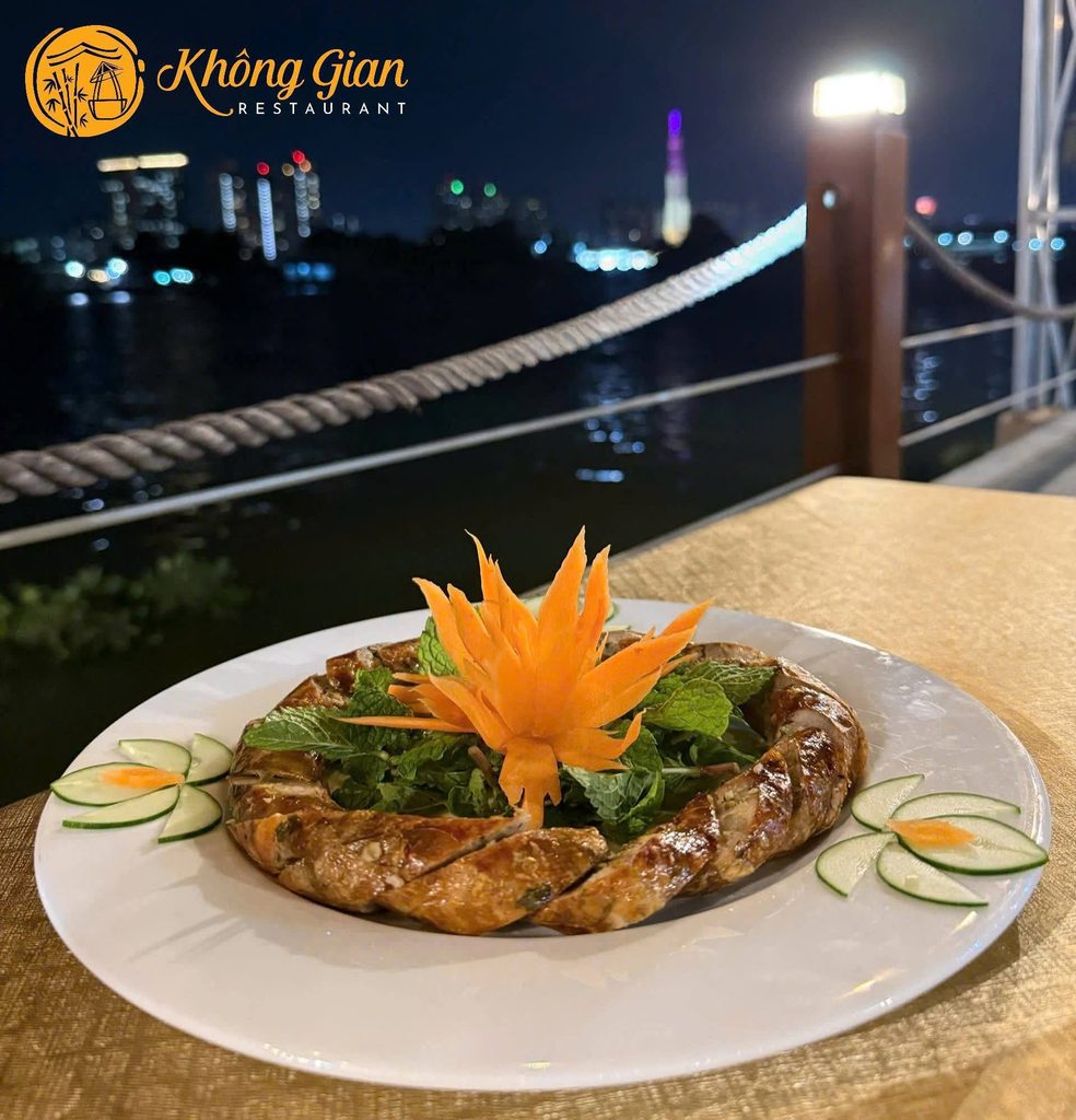 món mới nhà hàng không gian3