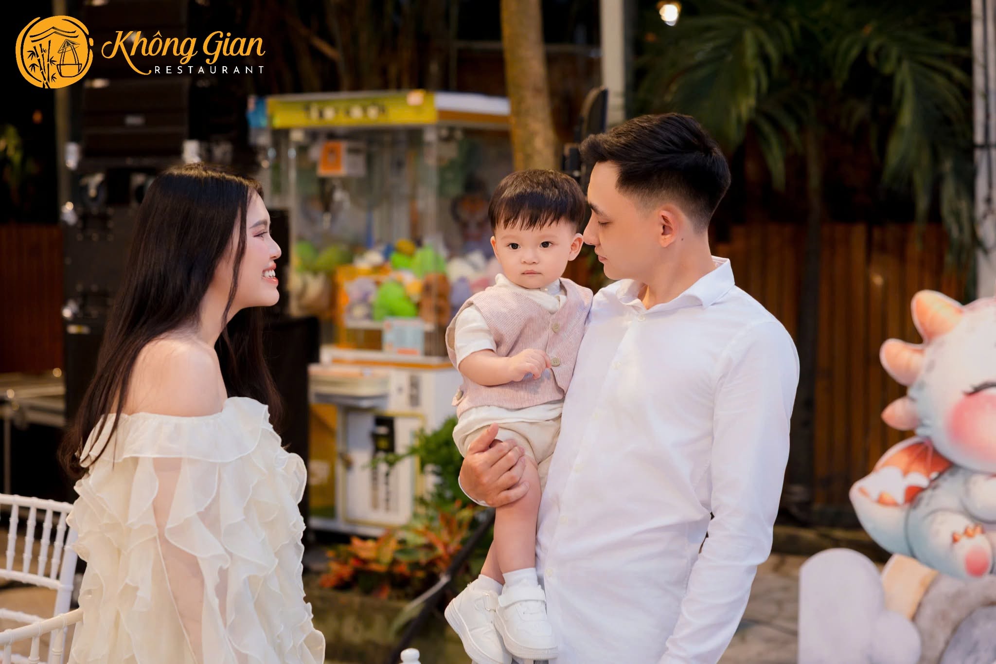 nha hang cho gia dinh cuoi tuan thu duc4